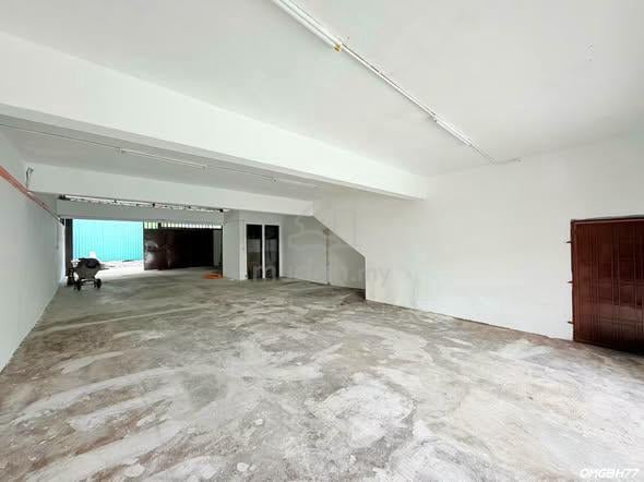 Pandamaran Selat Selatan Klang 1.5 Storey Link Factory For Rent 1