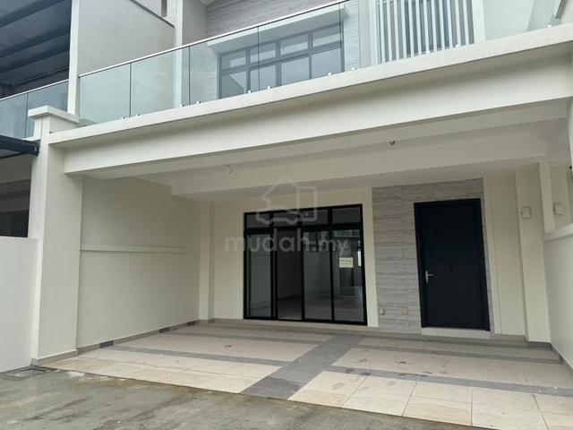 Ulu Tiram@ Bandar Cermelang Double Storey Terrace House For Sales 1