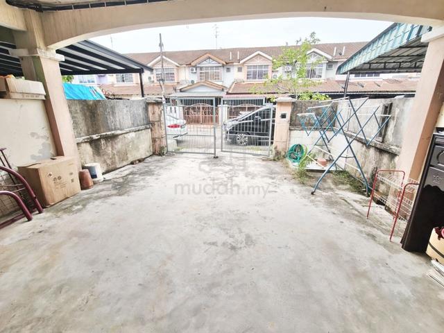 Pulai Indah Double Storey Terrace House @ Pekan Nanas For Sale 1