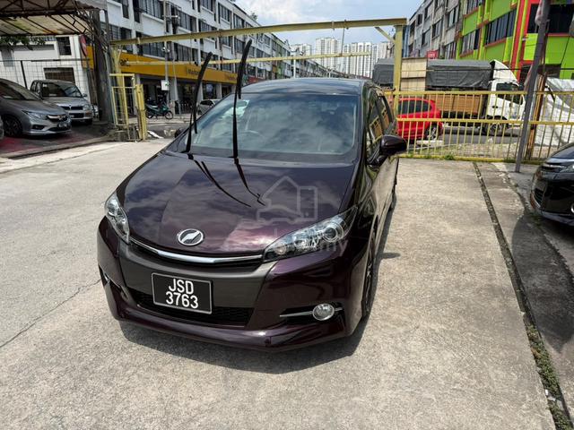 2013 Toyota WISH 1.8 S ZGE20G FACELIFT (A) - 1