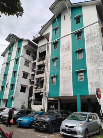 Flat hijau 1