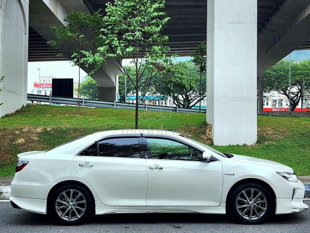 Toyota CAMRY 2.5 HYBRID LUXURY STRONG & TIPTOP CAR - 3