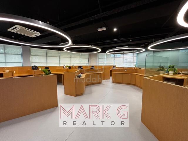 E-Gate, Renovated Office Unit, Big Space, 2400sqft, Ready to Move In. 1