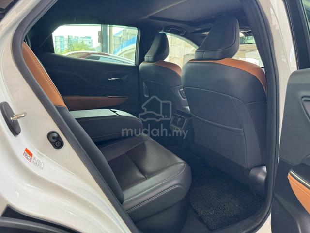 2023 Toyota CROWN 2.4T CROSSOVER RS ADVANCED (A) - 4