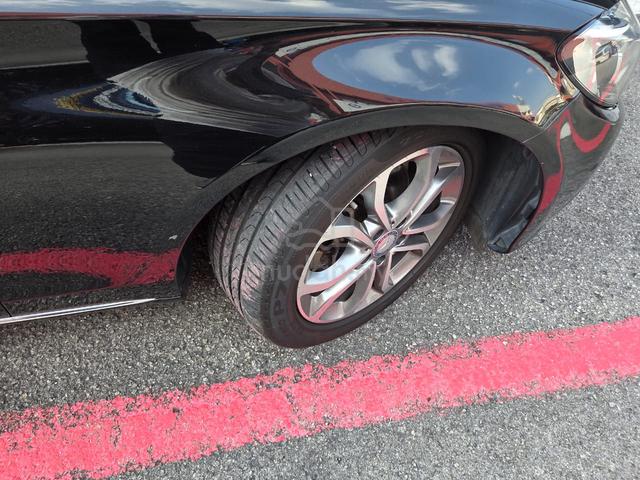 2015 Mercedes Benz C200 2.0 AVANTGARDE (2 YR WRTY) - 2