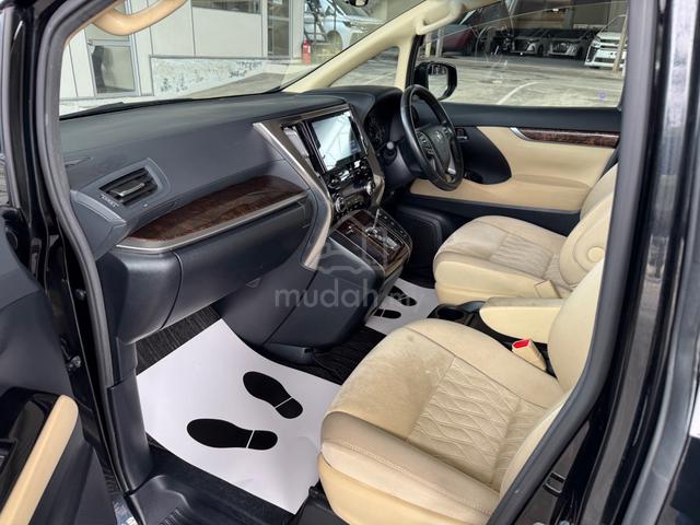 Toyota Alphard 2.5 X - 5