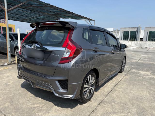 2015 Honda JAZZ 1.5 V (A) Full Honda Service - 4