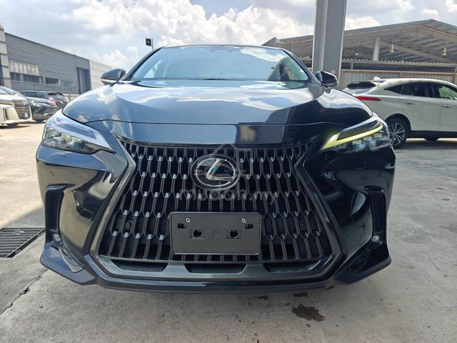 2023 Lexus NX 250 BASE 5A 4Cam Black Leather P/B.. - 3