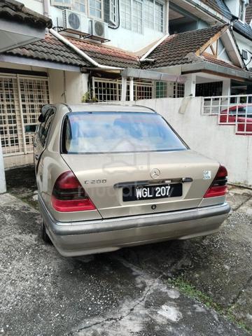 1995 Mercedes Benz 200 2.0 (M) - 5