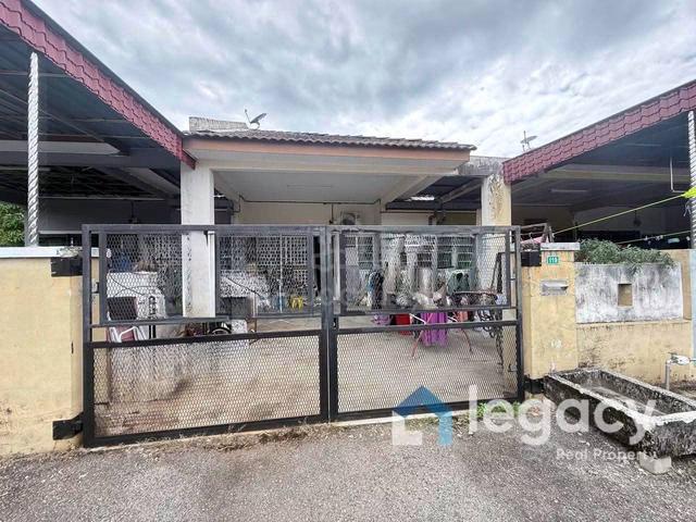 FREEHOLD, Jalan Kaki ke Masjid, Puncak Boungainvillea, Kuala Kangsar 1