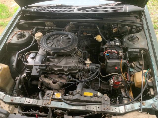 Mazda 323 1.5 GLX Hatchback Manual 1986 - 5
