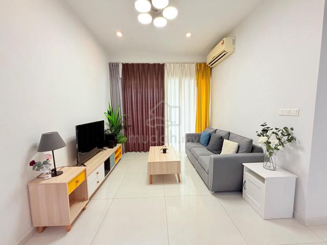 Bay Laurel @ Country Garden Danga Bay 1