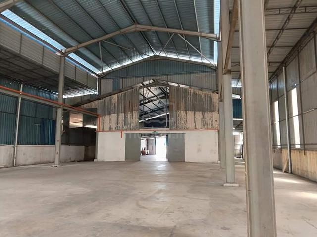 Ipoh Kawasan Perindustrian lahat/ Pengkalan 2 Detached Warehouse for 2