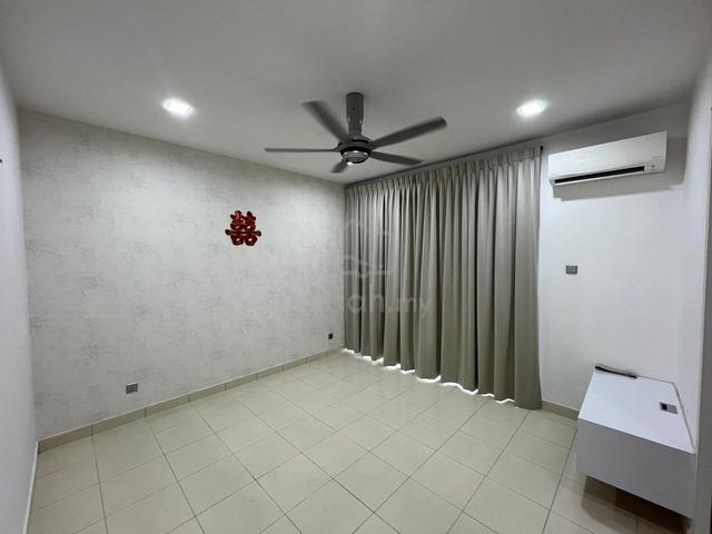 Jalan Seri Austin 6/xx / Taman Seri Austin / Double storey terrace 1