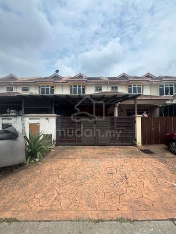 Double Storey Terrace Jalan Kristal Sekyen 7 Shah Alam 1