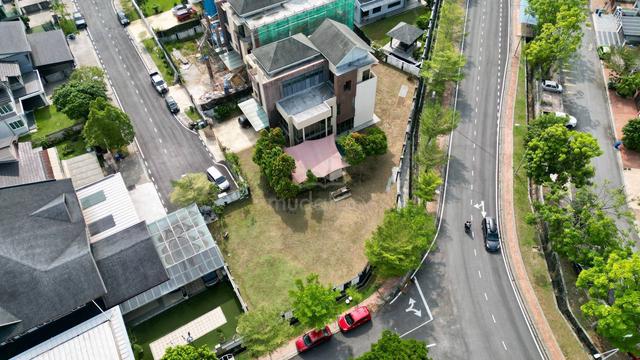 3 Storey Corner Lot Bungalow Kristal Court, Seksyen 7, Shah Alam 1