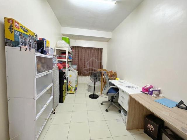 Seri Austin Double Storey Endlot House Renovate For Sale 1