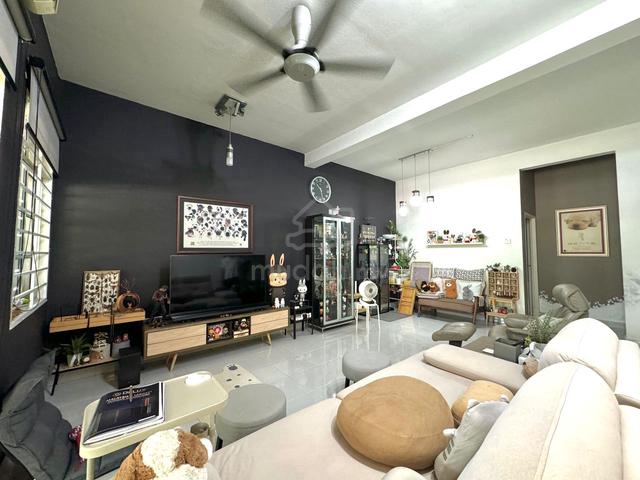 Pulai Indah, Renovated Double Storey Terrace, Extended, Kangkar Pulai 1