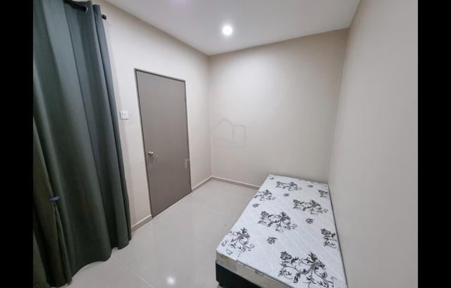 Room Astana Lumayan Condo, Bandar Tun Razak 1