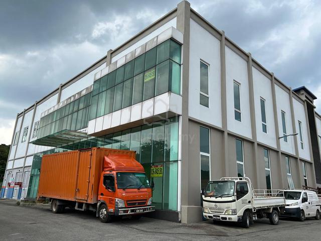 Double Storey/ Factory Warehouse Gudang for Rent Puchong 1