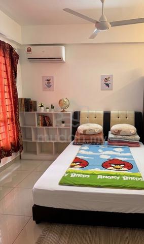 Bilik Master & Middle untuk Disewa – Palm Garden Apartment, Klang! 1