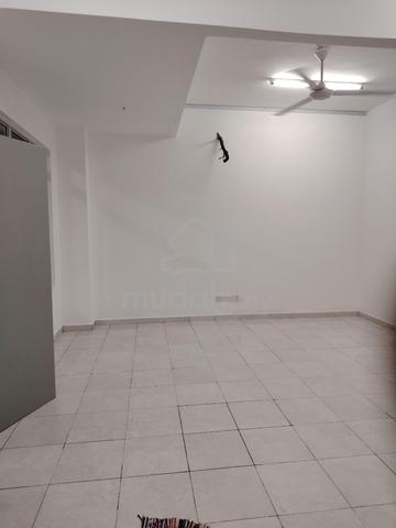 WORKER or FAMILY | 2 Storey Taman Dato Hormat, Telok Panglima Garang 1