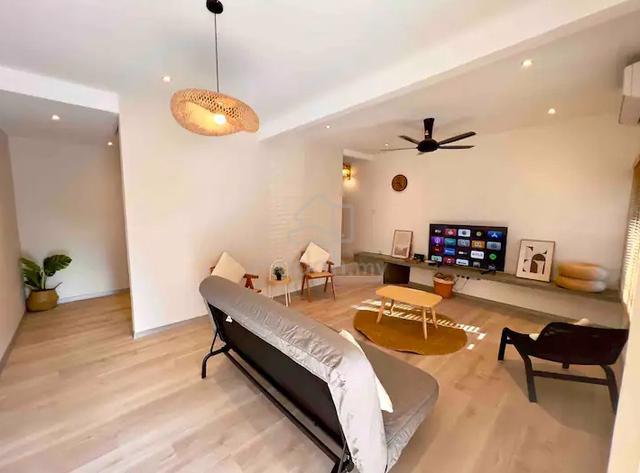 Salak South Residence 1