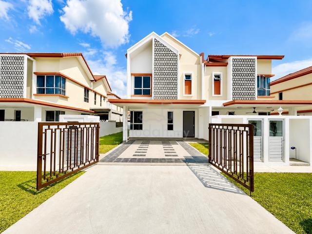 NEW LANDED CHEAPESTš„2Sty Semi D Cluster Alam Sari Bangiš„FREEHOLD 1