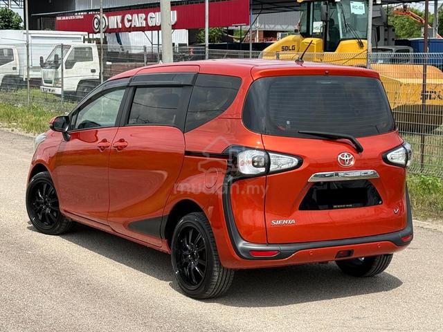 2017 Toyota SIENTA 1.5 V (A) *2 PWRDOOR*3 YRS WRNT - 2