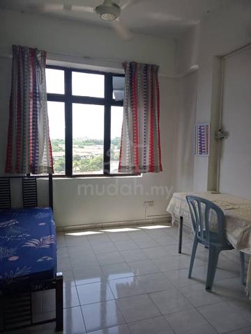 room bajet 1