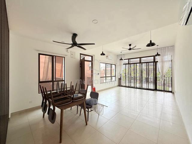 ( CYBER 10 ) 3 Sty Terrace House The Mulia Residences Cyberjaya 1