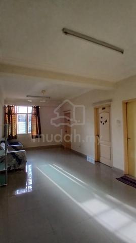 Residensi Melor 1