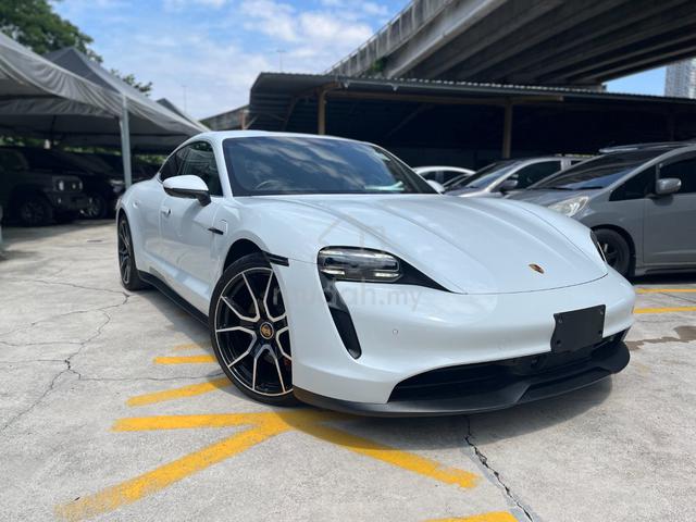 2023 Porsche TAYCAN 4S (Passenger Screen) 13k KM - 2