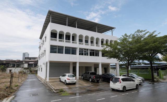 Georgetown 3 Storey Shop Lot Office For Sale 1