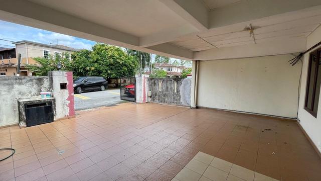 LEP 5 Taman Lestari Putra Seri Kembangan 2 Storey Terrace House 20x75 1