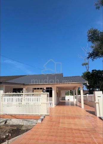 Ocean Park Single Storey Semi D House For sale 1