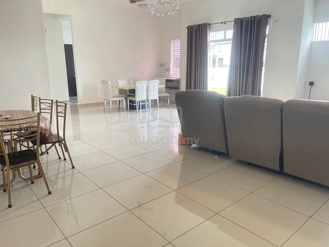 Corner unit,semid 2 storey terrace for sale,near PKNS 5
