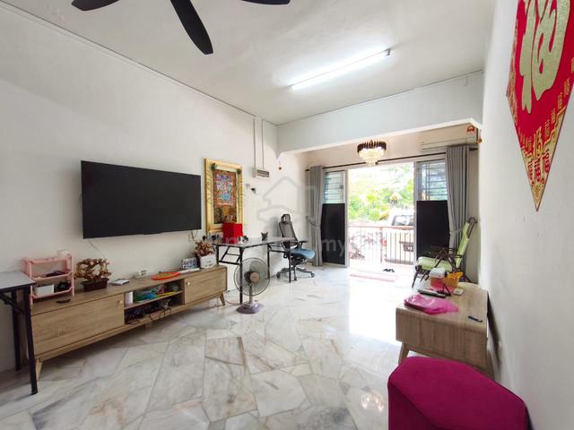 Taman Desa Kempas 1