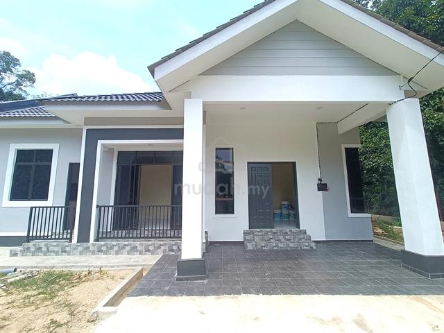 Last unit Semi-D moden di Kg Keling, Pasir Tumboh 1