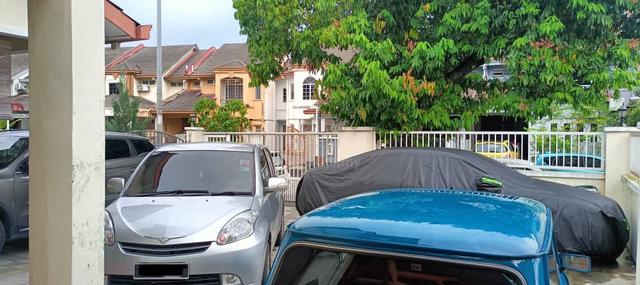 2sty Corner 🔥 with 10f Land, Bandar Tun Hussein Onn Suadamai Cheras 1