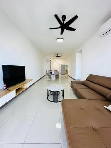 Jesselton Twin Towers 1