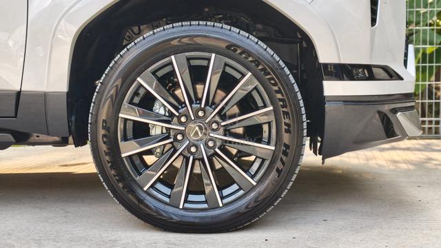 2025 Lexus GX 550 3.4 Luxury Plus SUV - 4