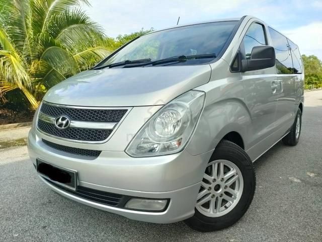 2010 Hyundai GRAND STAREX 2.5 (A) - 3
