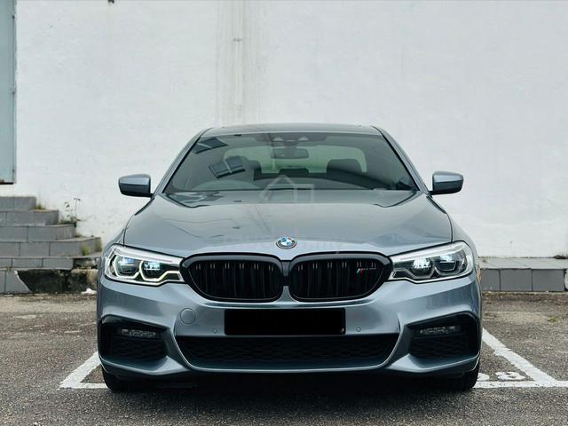 2019 Bmw 530i 2.0 M-SPORT carking 4 year warranty - 2