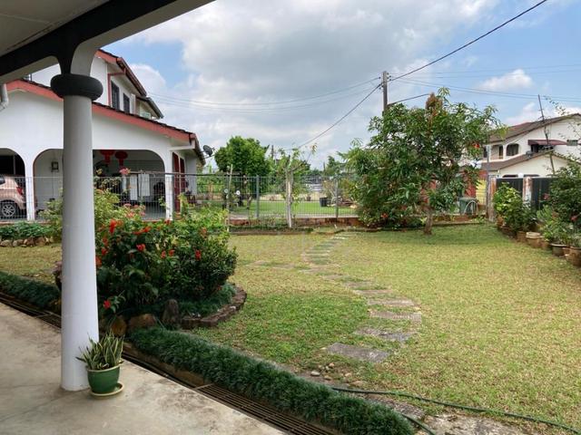 Jalan Kepayang, Poh Kwong Park Double Storey Semi-Detached House 3