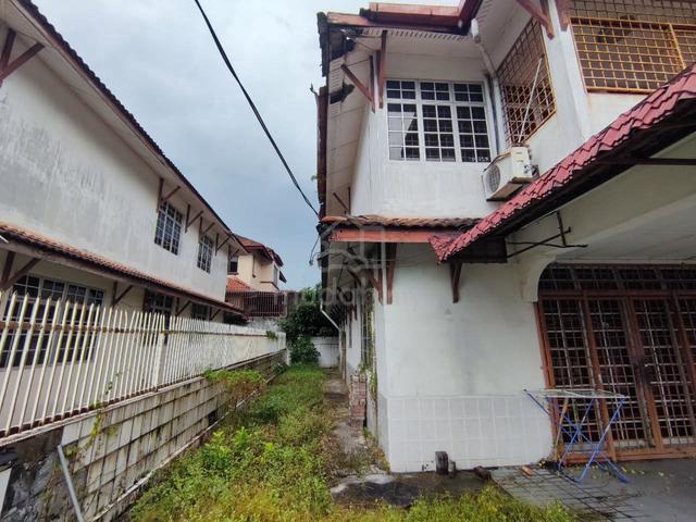Below MV 2 Storey Semi D @ Jalan Layang Taman Perling Johor Bahru 1