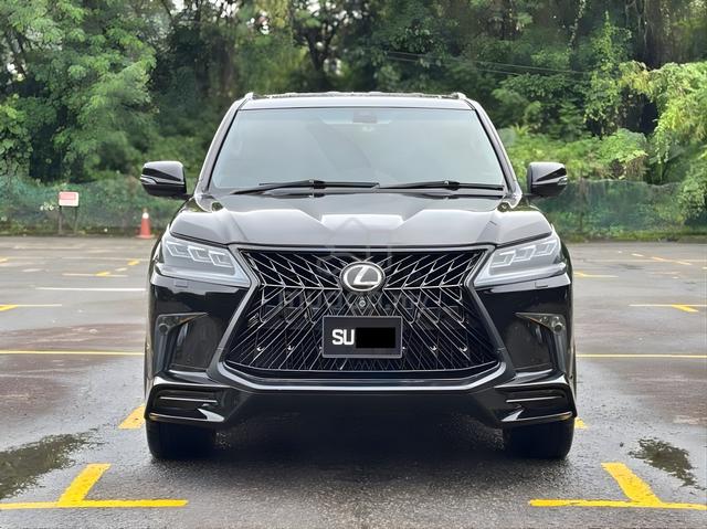 Lexus LX570 5.7 (A) - 3