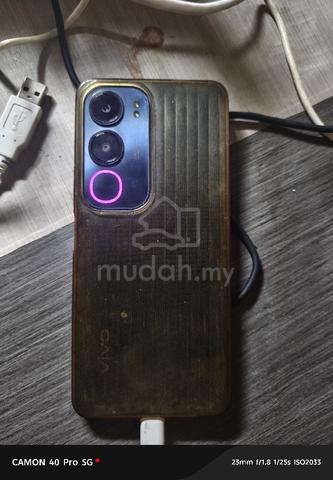 Carousel Image