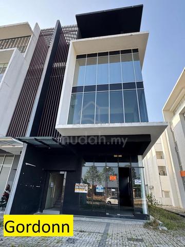 4 Storey Light Industry, Pusat Perniagaan Vorteks, Simpang Ampat 1