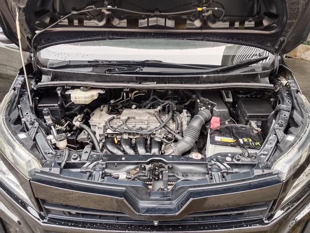 2013 Toyota Voxy 2.0 (A) ZS Package - 3